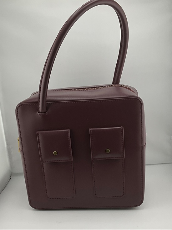 Paris Yin Handbags - #R44 BNIB Paris Yin’s Lore Lay Burgundy Leather Handbag with Gold Chain